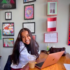 Meet your Posher, Sarah